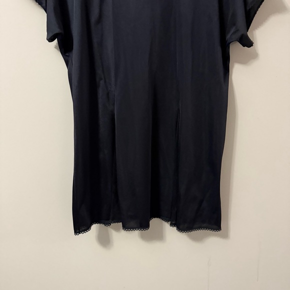 3/$20⚡️ Vintage Black Short Sleeve Mini Dress with Sheer Panels and Crewneck - Picture 4 of 16